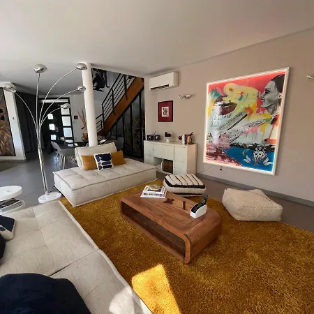 Flamant Rose 5 Etoiles Bord De Quartier Villeroy Sete