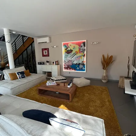 Villa Flamant Rose 5 Etoiles Bord De Quartier Villeroy